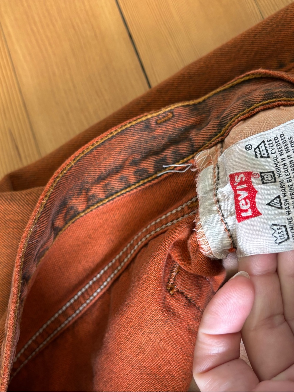 Vintage Levi’s 501 really unique rust wash 1990s high rise straight leg - Picture 13 of 13